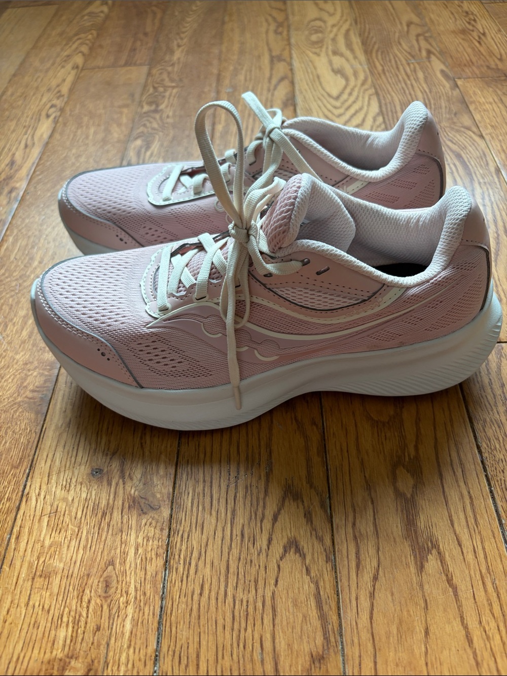 SAUCONY WOMEN'S COHESION 18